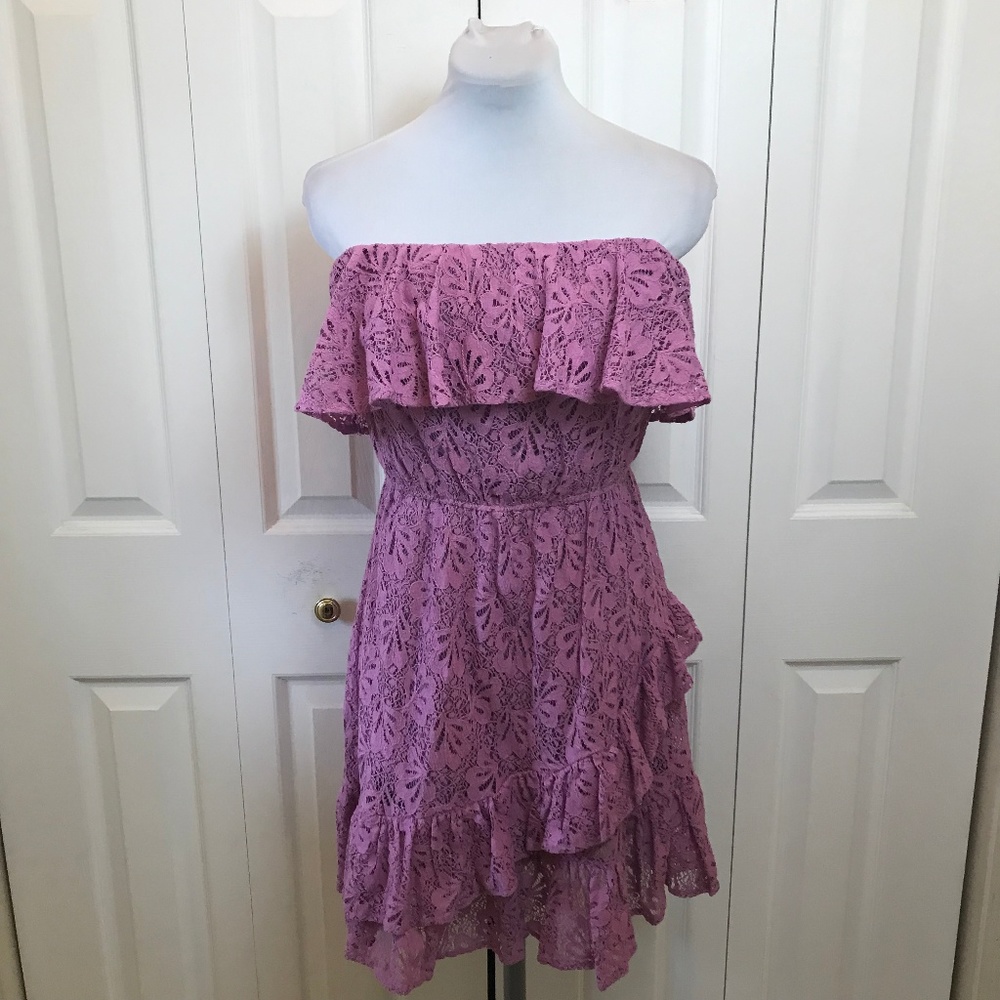 Aggie Mauve Lace Strapless Flounce Dress sz M